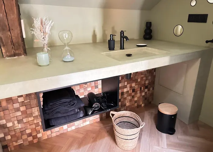 Le Vigne Wifi Centre * Mety