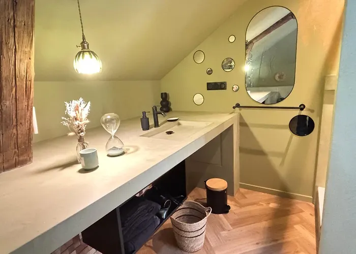 Le Vigne Wifi Centre